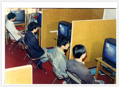 1994.资源中心试听间