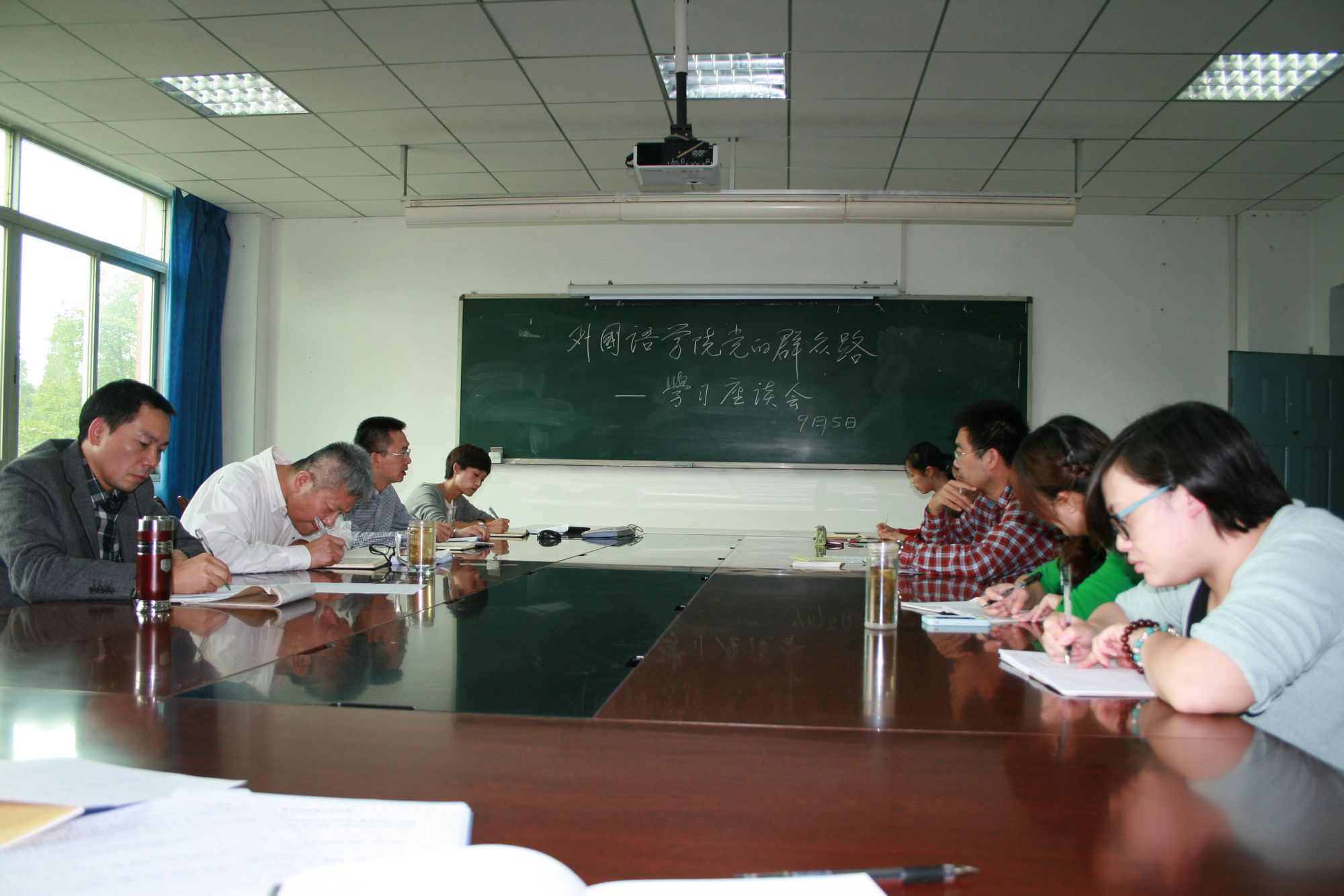d8cfa45ba6b1a7c87d43a6c8859d54b9.jpg